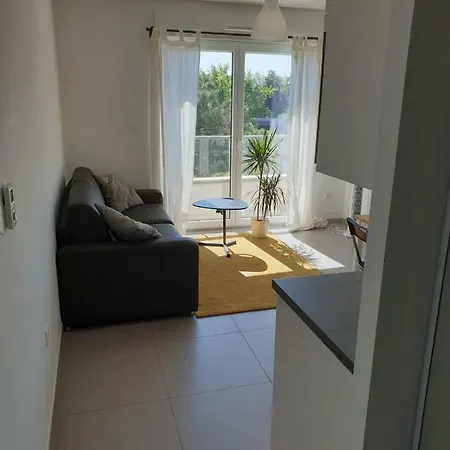 Centre - Superbe F2 - Classe 3 Etoiles Apartment
